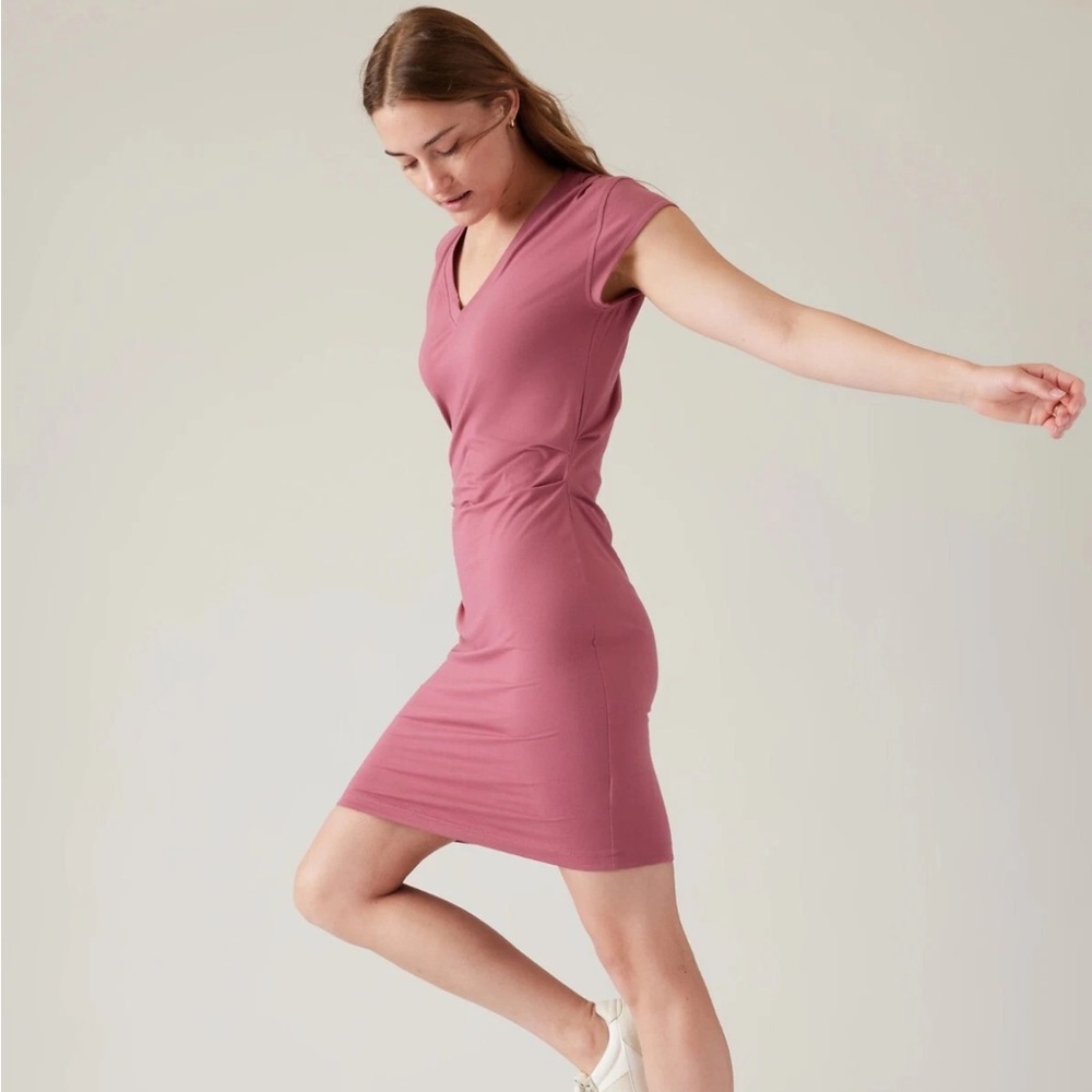 NWOT Athleta Effortless Tee Dress in Berry Rose